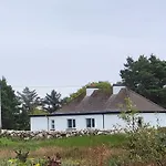 Cheerful And Spacious 4-bedroom Σπίτι διακοπών