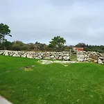 Σπίτι διακοπών Cheerful And Spacious 4-bedroom