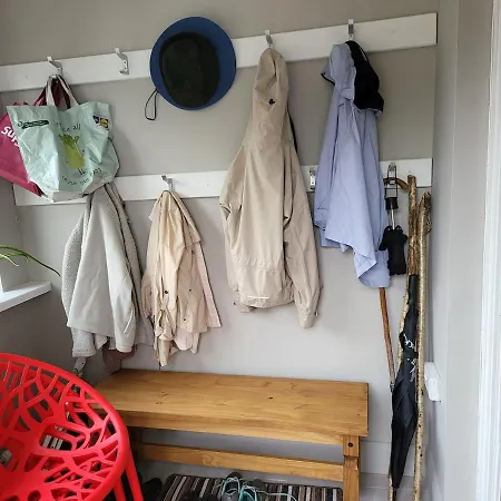 Cheerful And Spacious 4-bedroom