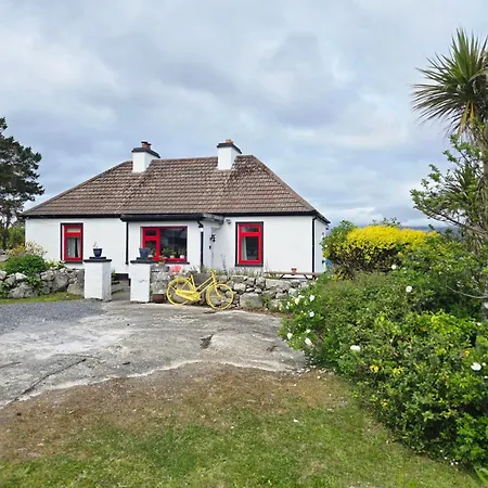 Cheerful And Spacious 4-bedroom