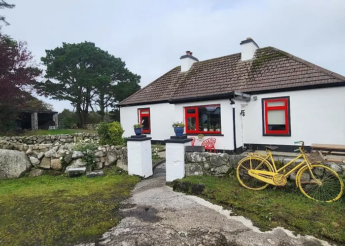 Cheerful And Spacious 4-bedroom