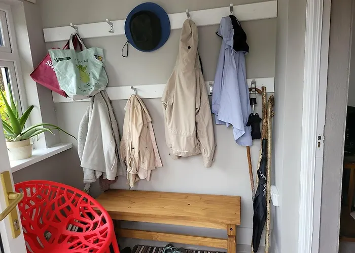 Cheerful And Spacious 4-bedroom