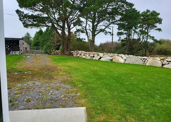 Дом отдыха Cheerful And Spacious 4-bedroom