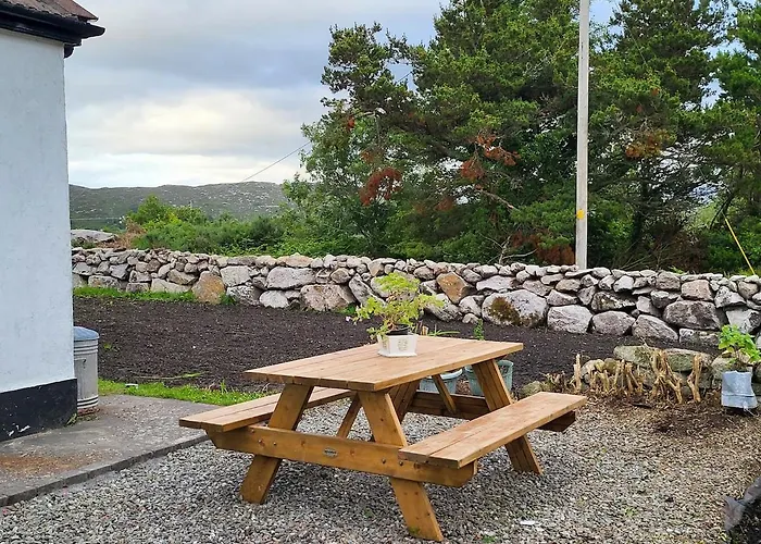 Cheerful And Spacious 4-bedroom *